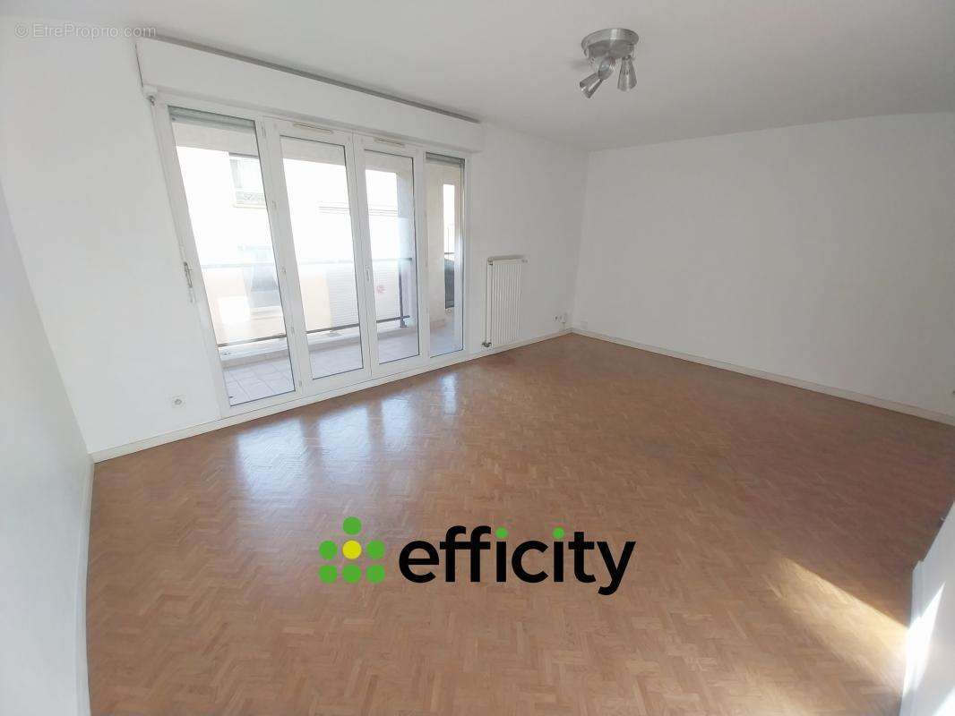 Appartement à LYON-3E