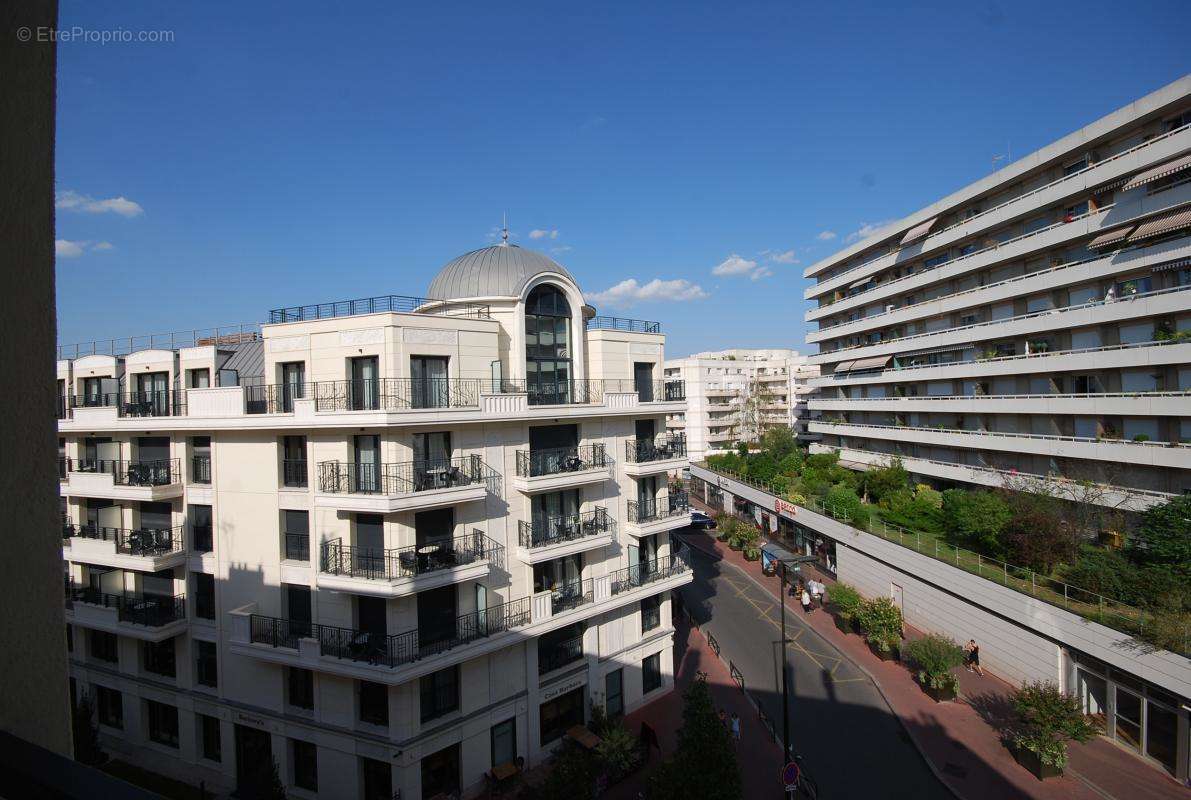 Appartement à LEVALLOIS-PERRET