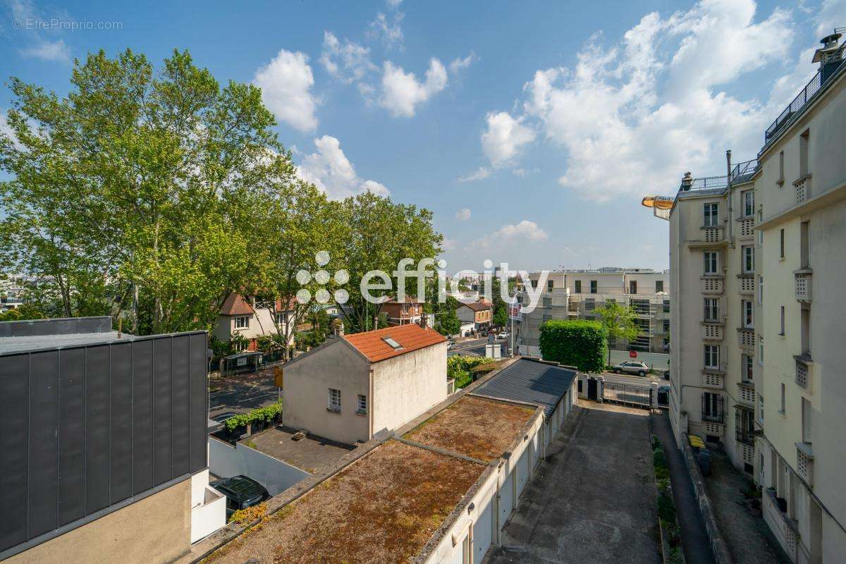 Appartement à ISSY-LES-MOULINEAUX