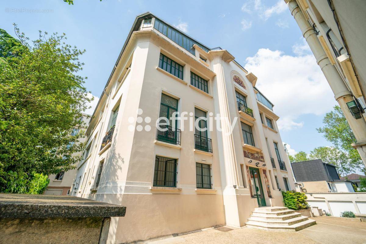 Appartement à ISSY-LES-MOULINEAUX