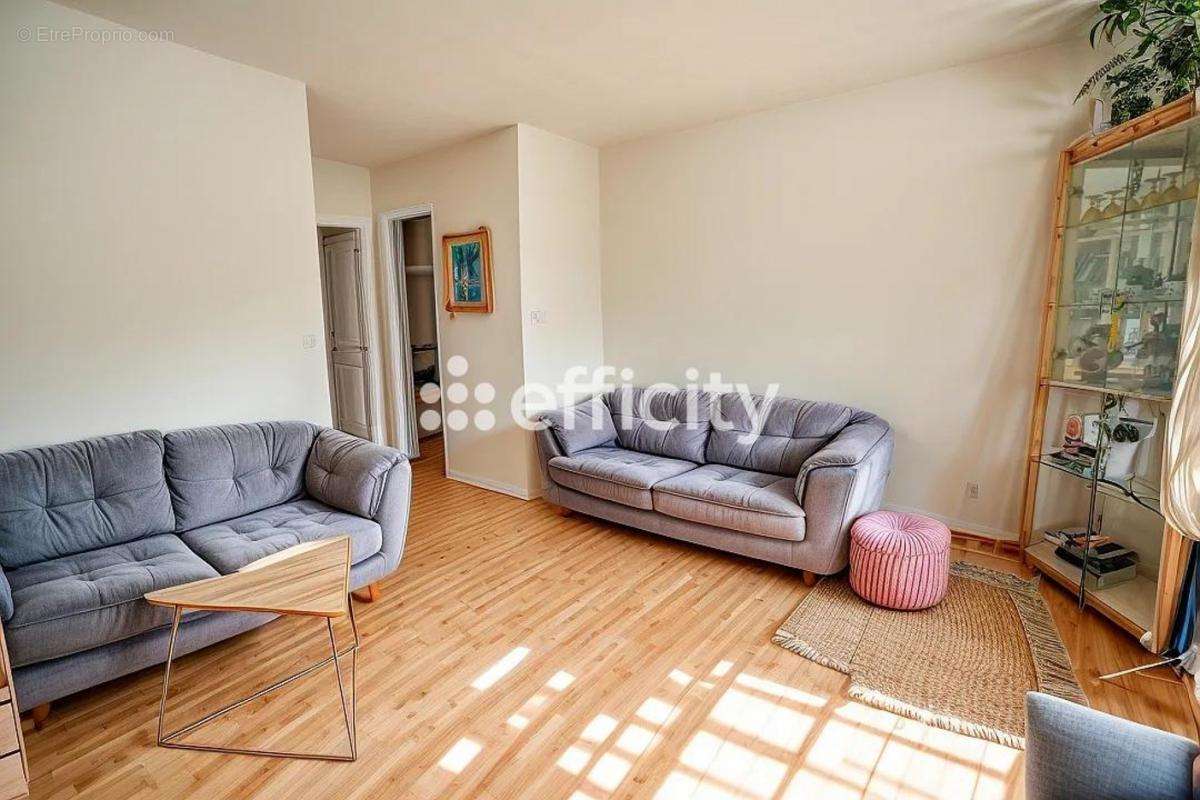 Appartement à RUEIL-MALMAISON