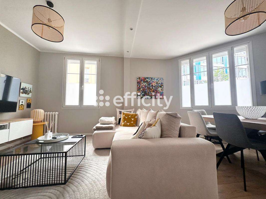 Appartement à MONTROUGE