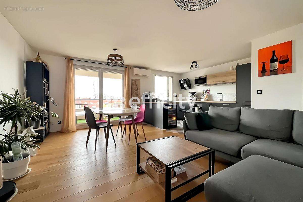 Appartement à VILLEURBANNE