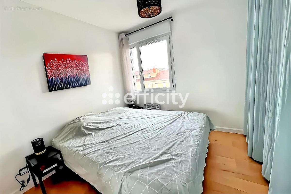 Appartement à VILLEURBANNE