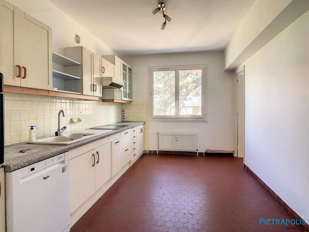 Cuisine - Appartement à LYON-8E