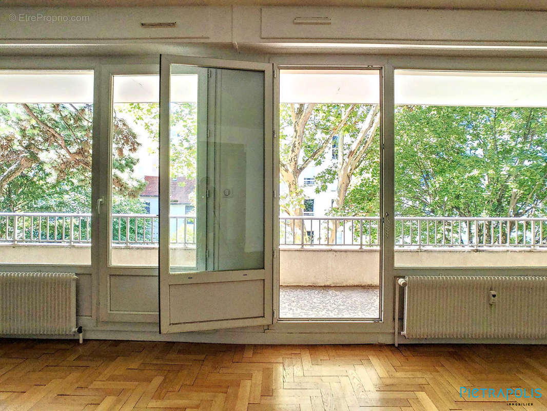 Appartement à LYON-8E