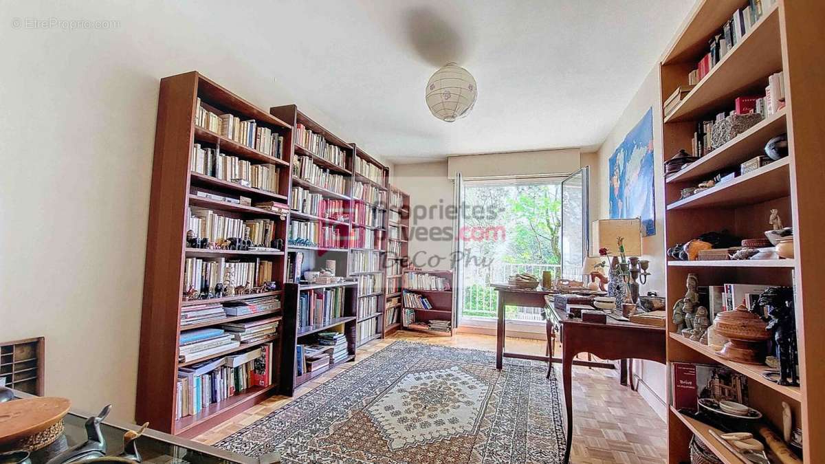 Appartement à VERSAILLES