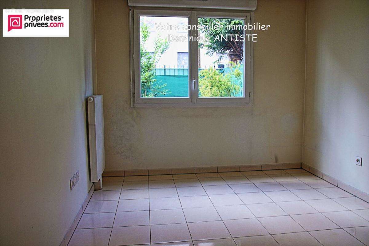 Appartement à LE BLANC-MESNIL