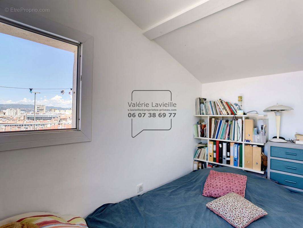 Appartement à MARSEILLE-2E