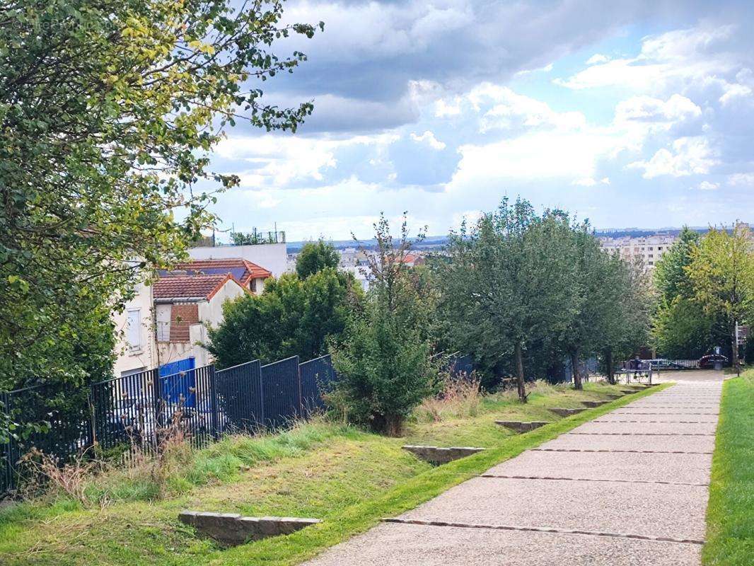 Appartement à MONTREUIL