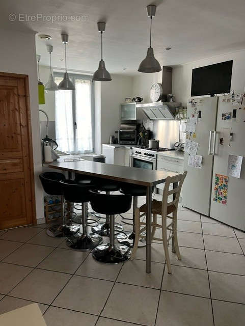 Appartement à SAINT-ETIENNE