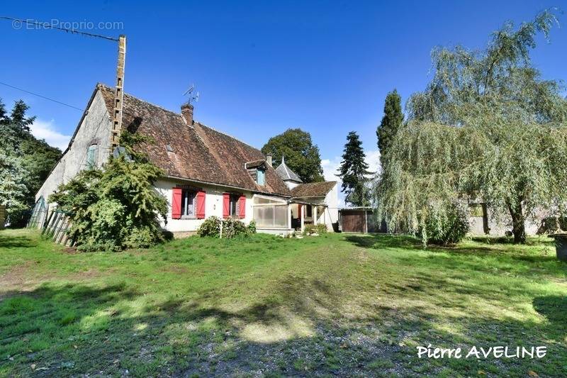 Maison à LA BAZOCHE-GOUET