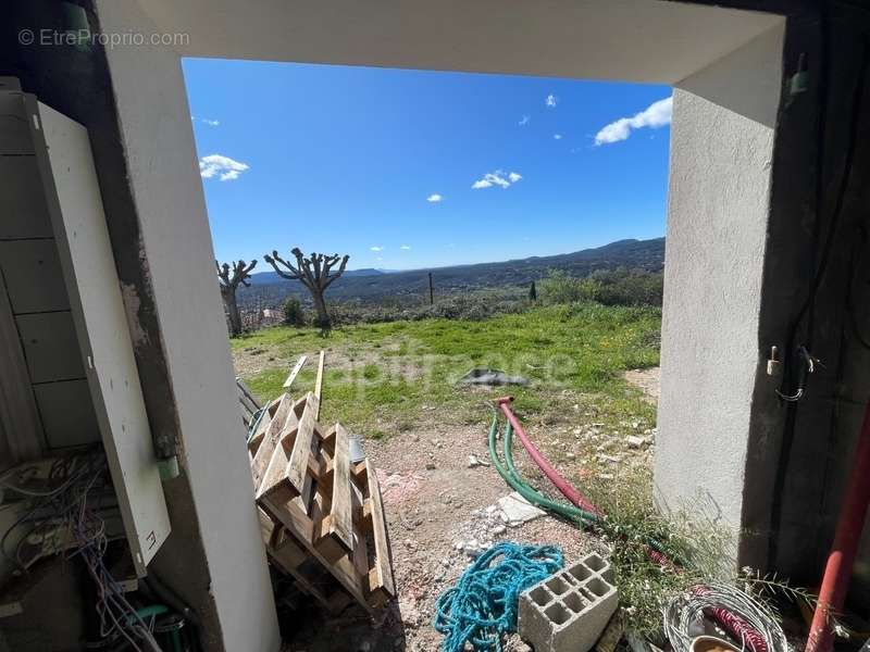 Appartement à FAYENCE