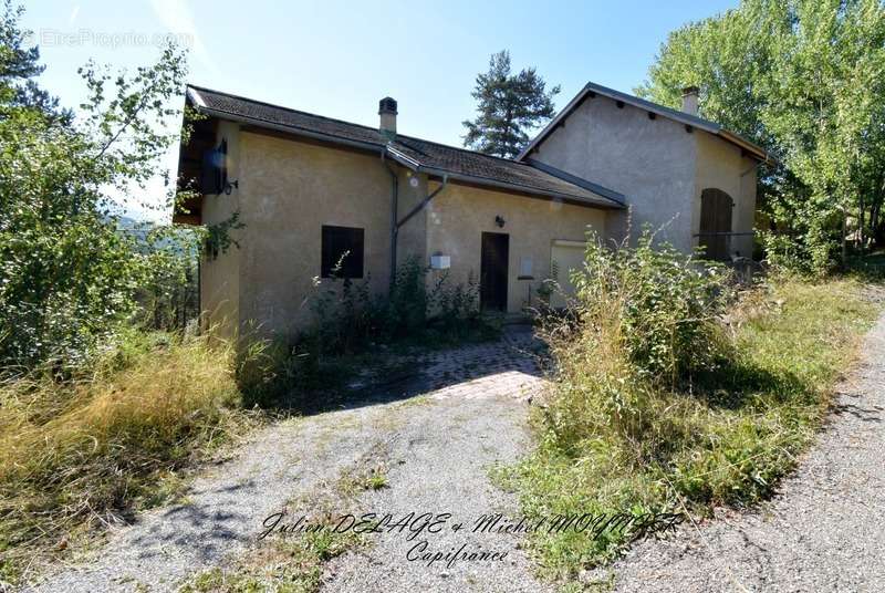 Maison à MONTCLAR