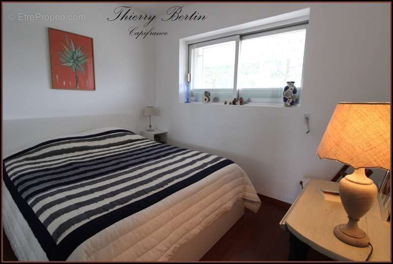 Appartement à VILLENEUVE-LOUBET