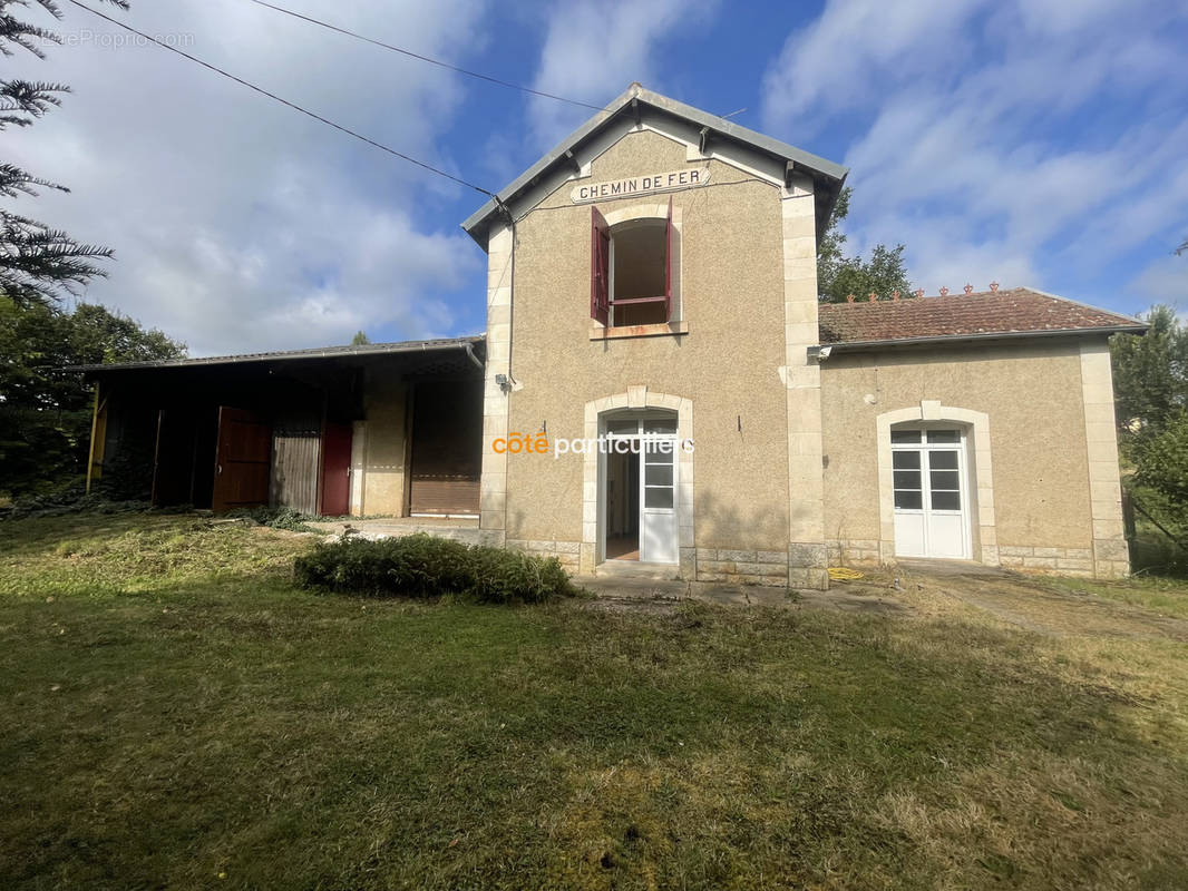 Maison à LA CELLE-CONDE