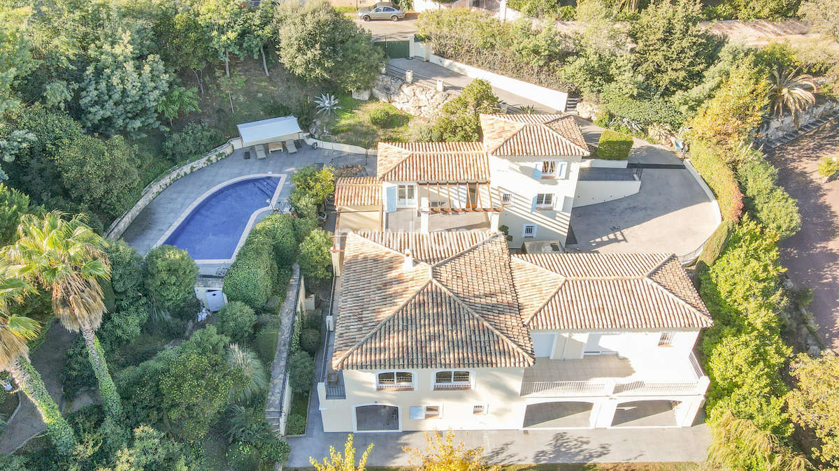 Maison à LES ADRETS-DE-L&#039;ESTEREL