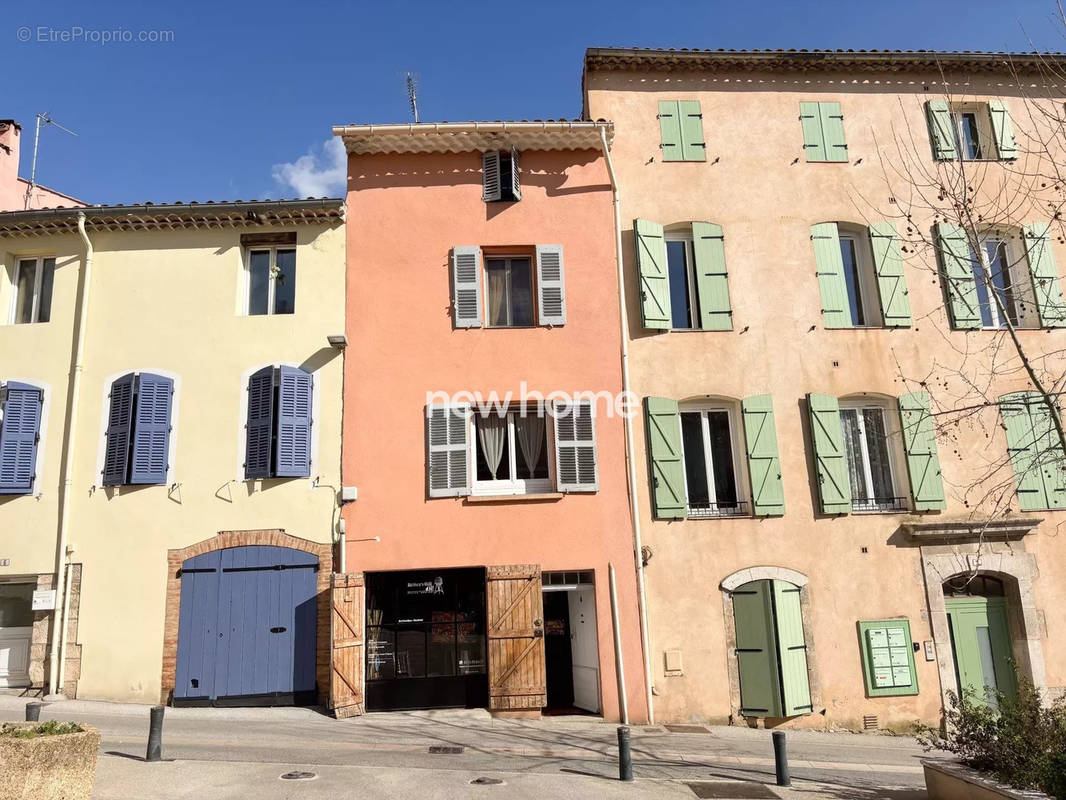 Maison à LORGUES