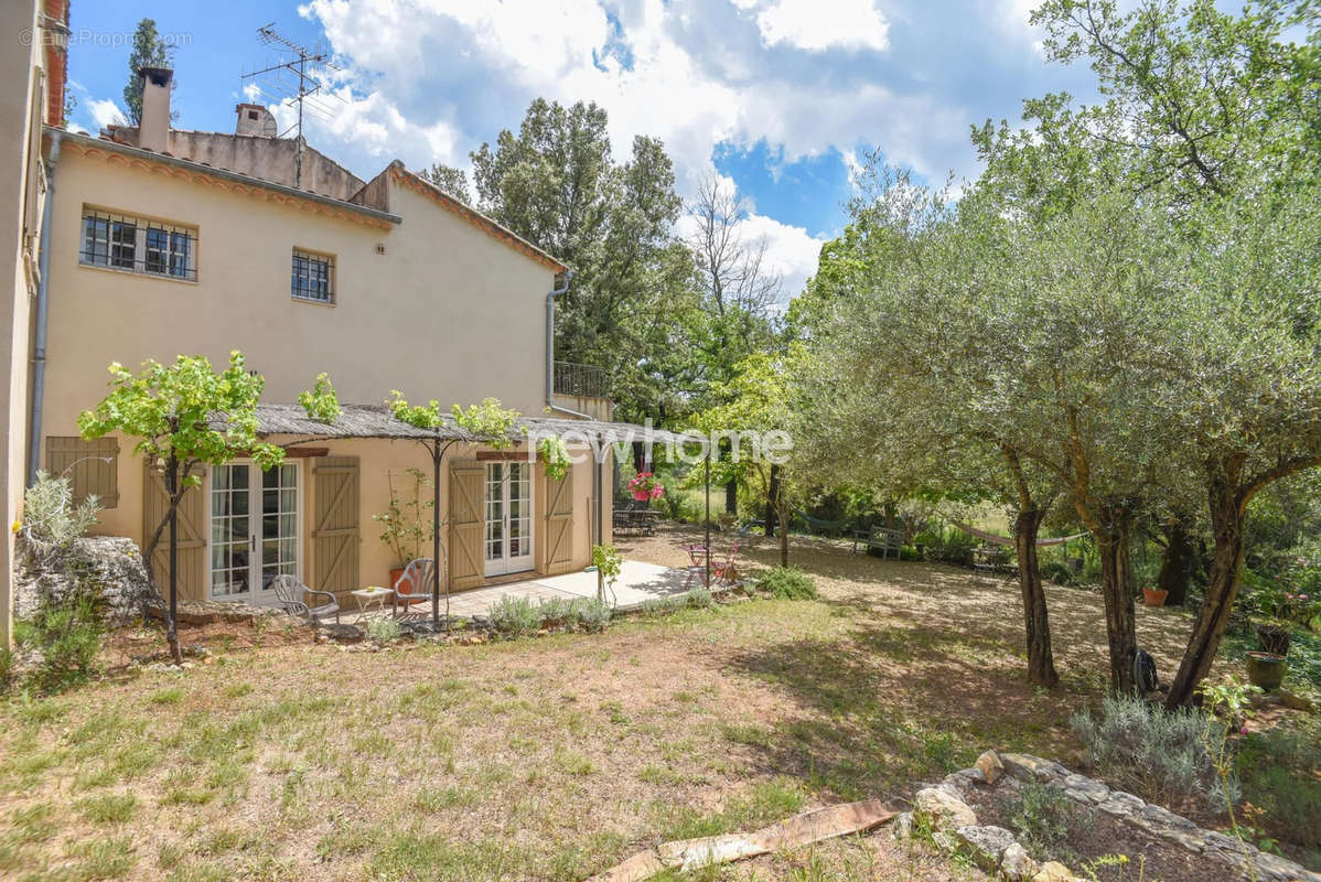 Maison à LORGUES