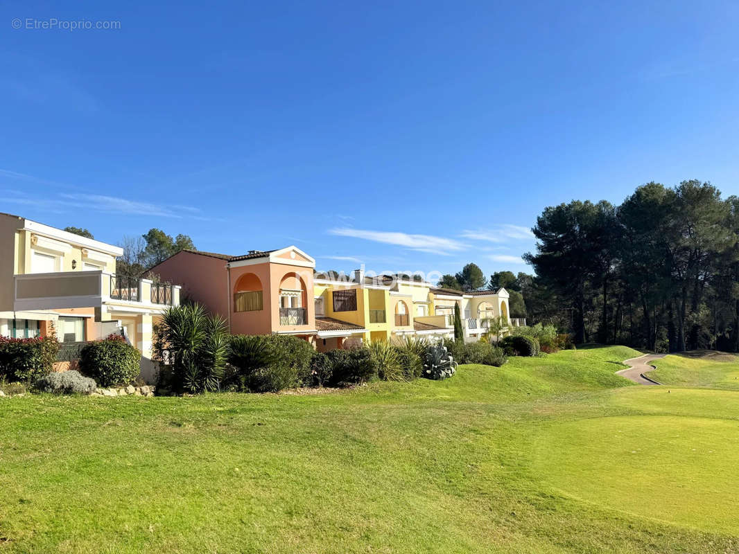 Maison à MOUGINS