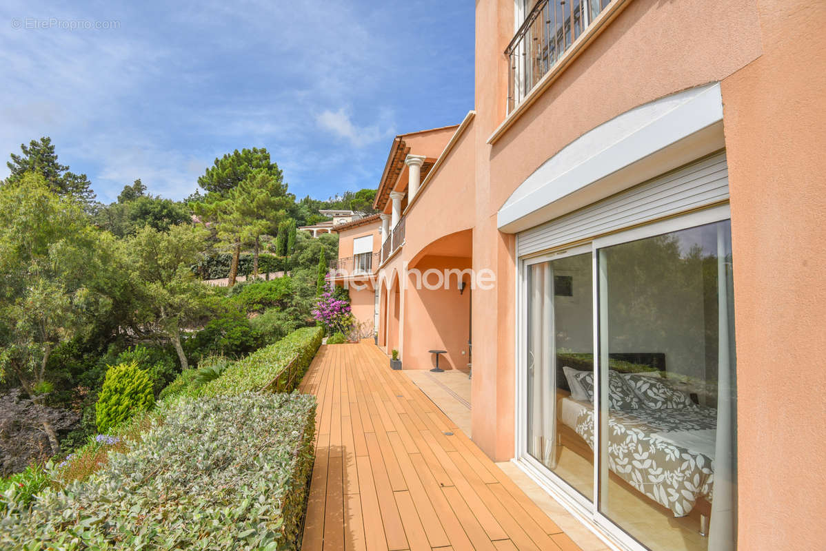 Maison à LES ADRETS-DE-L&#039;ESTEREL