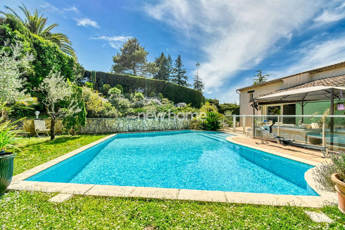 Maison à MOUGINS