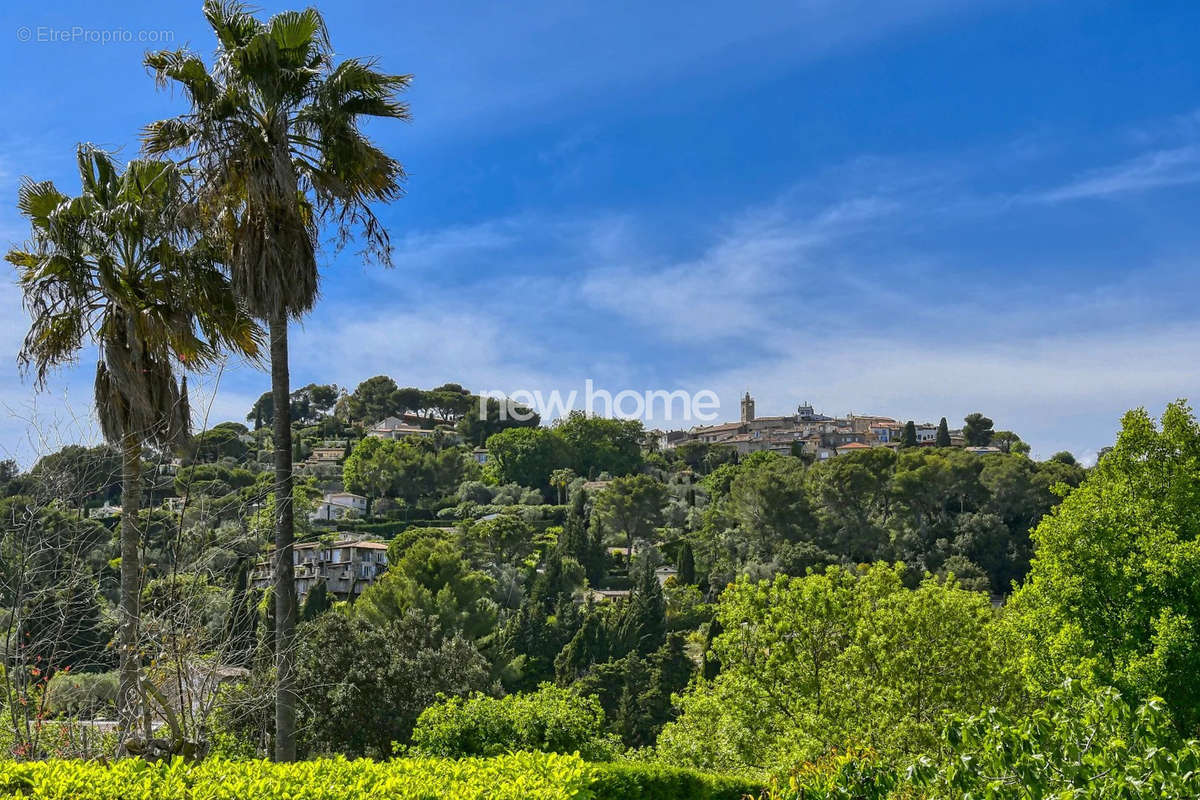 Maison à MOUGINS