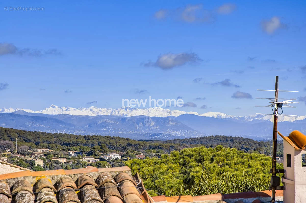 Maison à MOUGINS