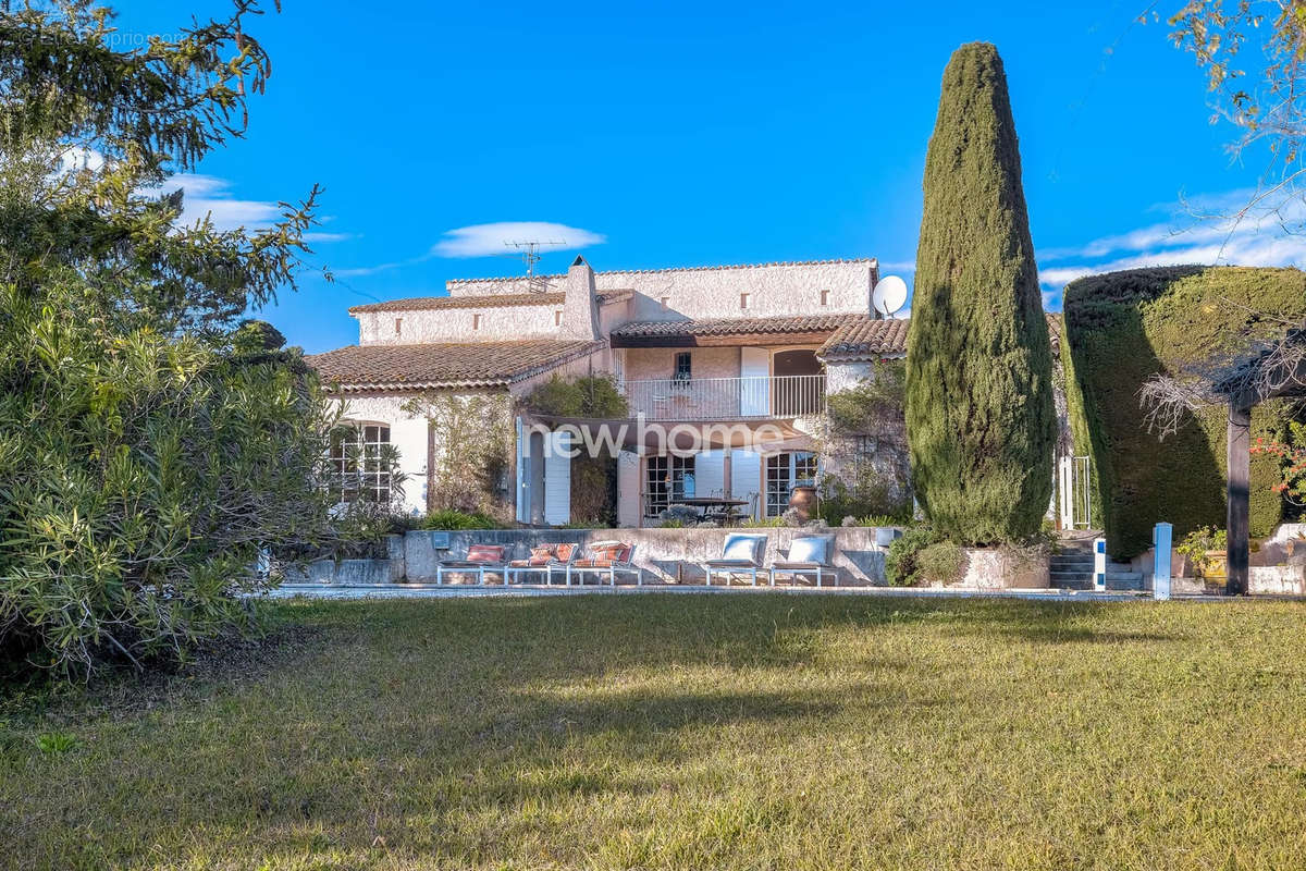 Maison à MOUGINS