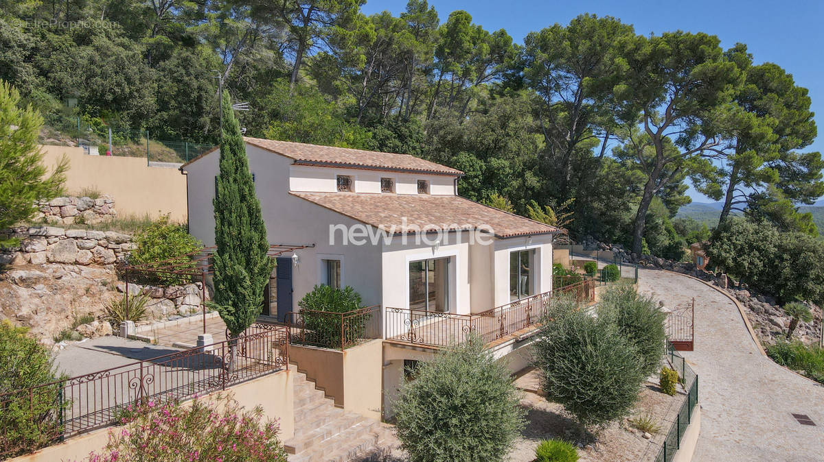 Maison à LORGUES