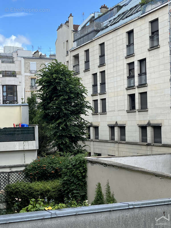 Appartement à LEVALLOIS-PERRET