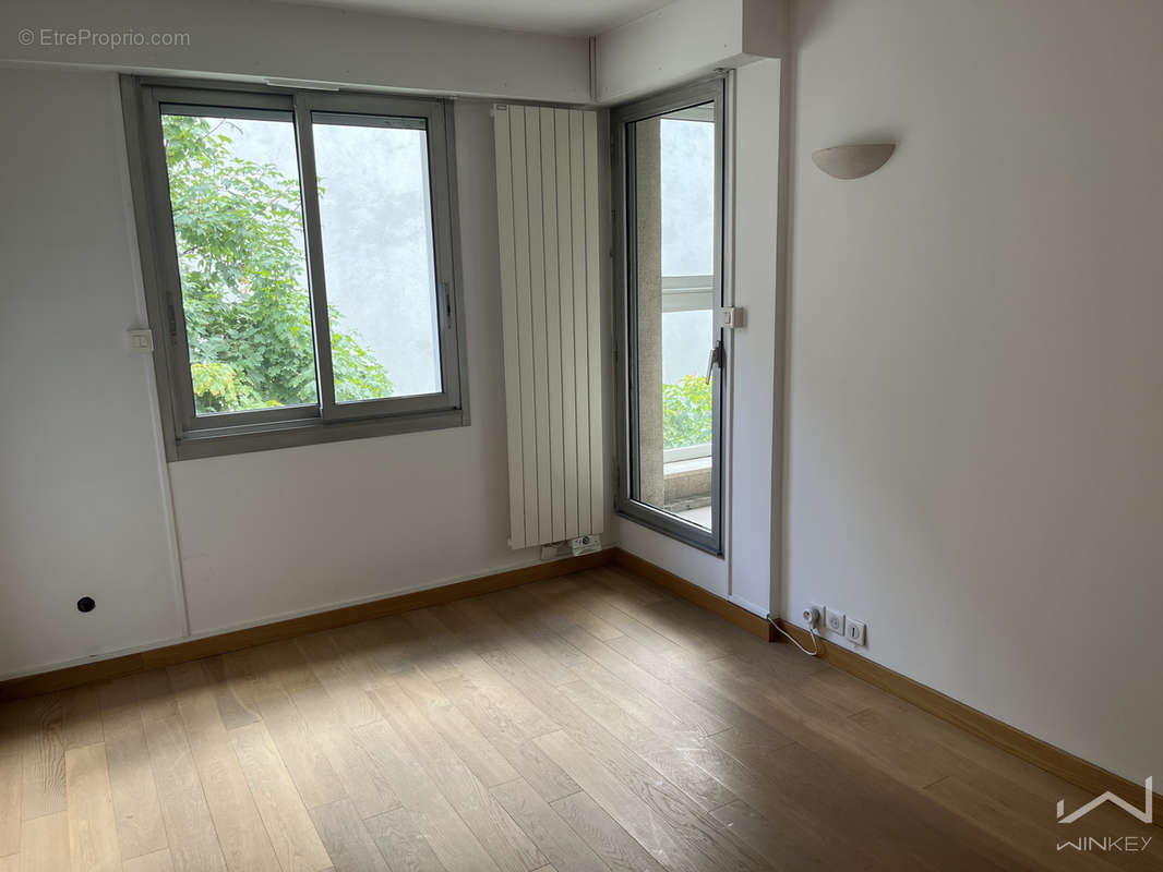 Appartement à LEVALLOIS-PERRET