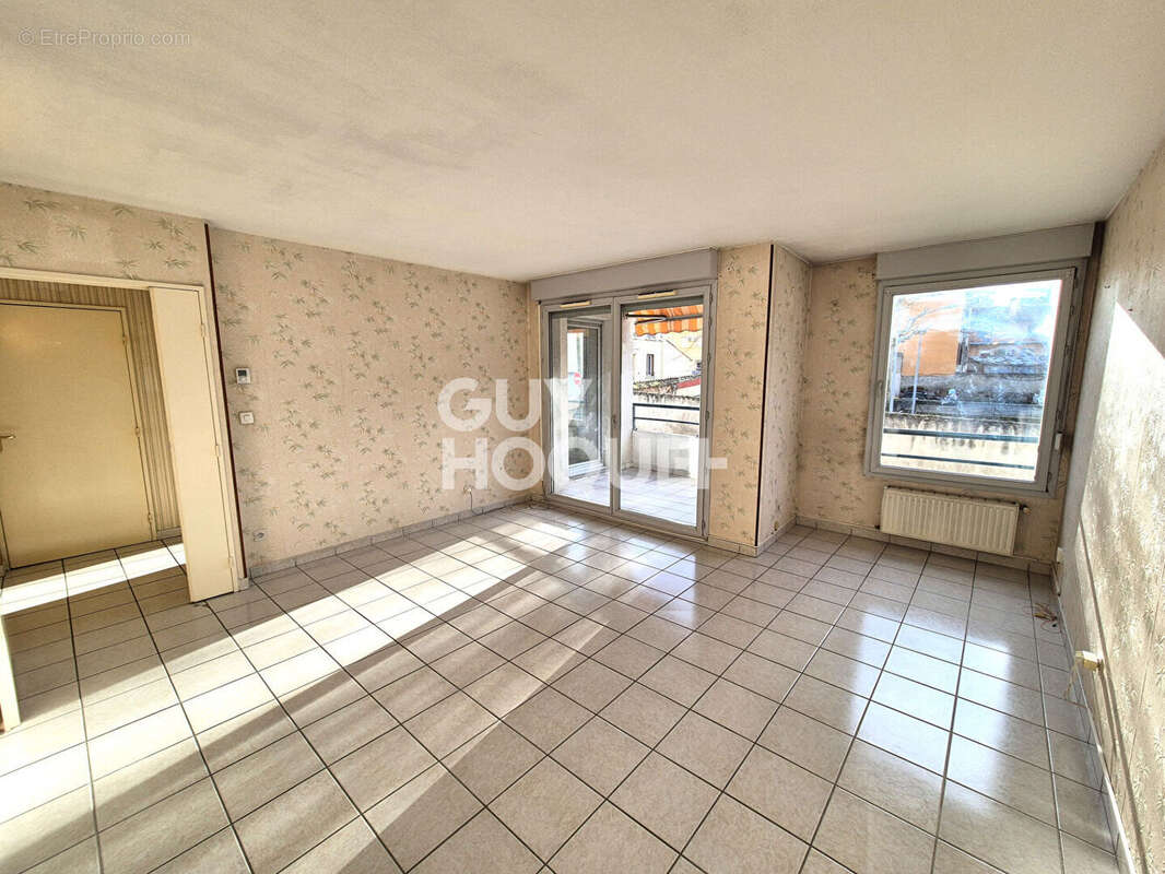 Appartement à OULLINS