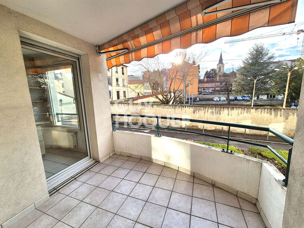 Appartement à OULLINS