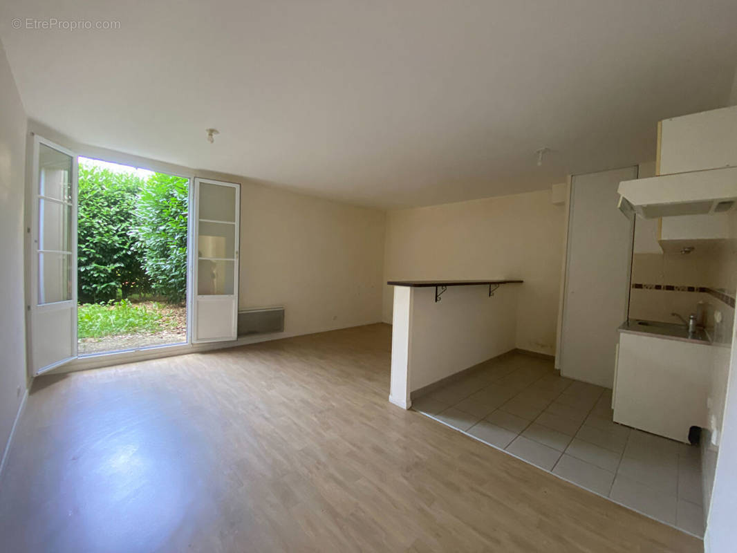 Appartement à BAILLY-ROMAINVILLIERS