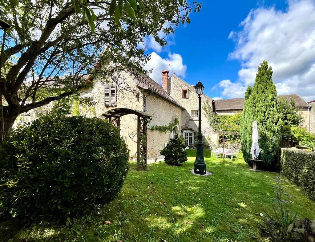 Maison à NEUILLY-SAINT-FRONT