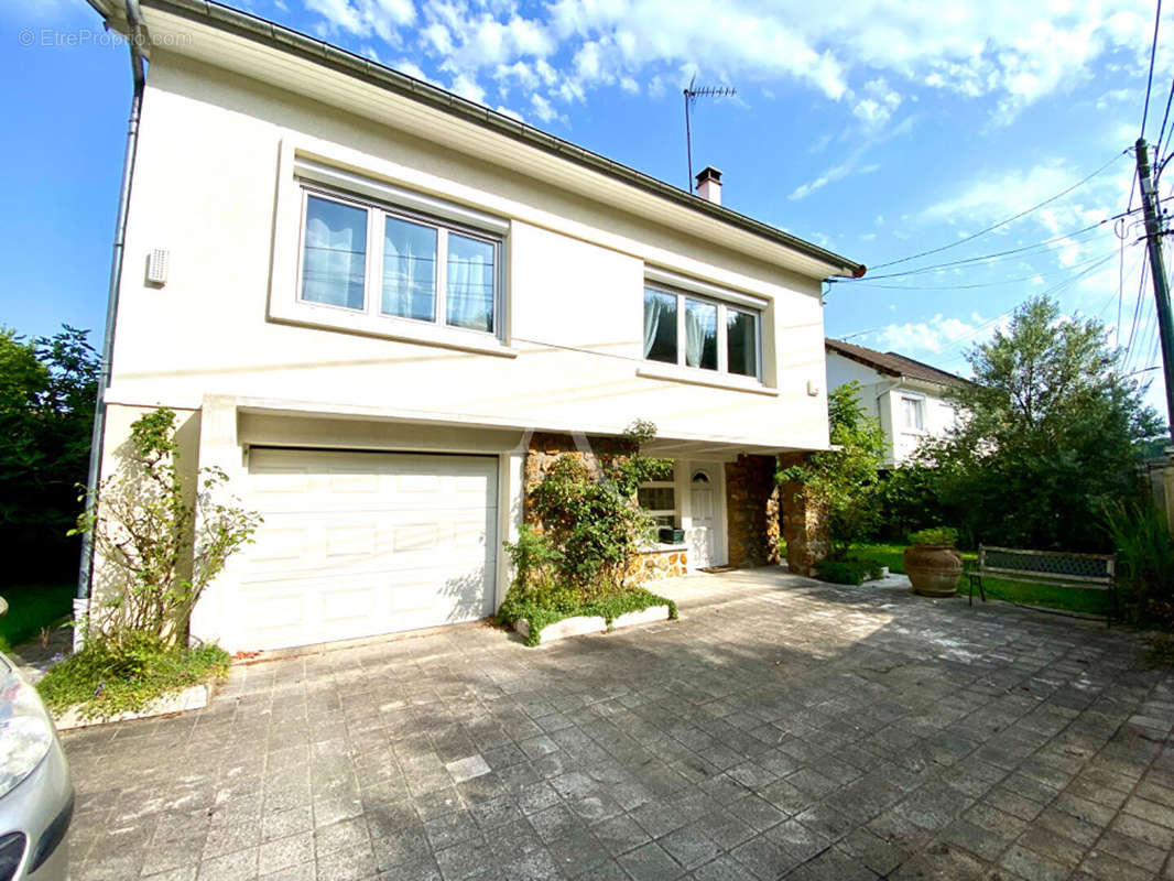 Maison à CHELLES