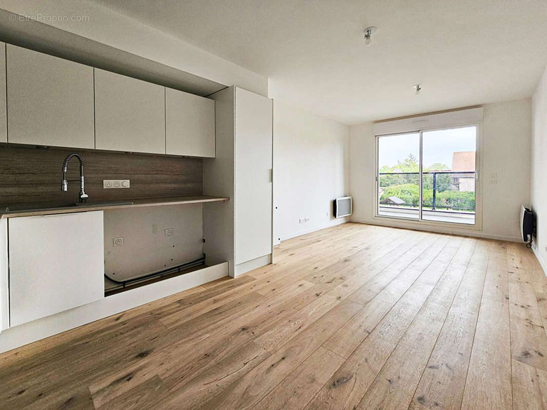 Appartement à VAIRES-SUR-MARNE