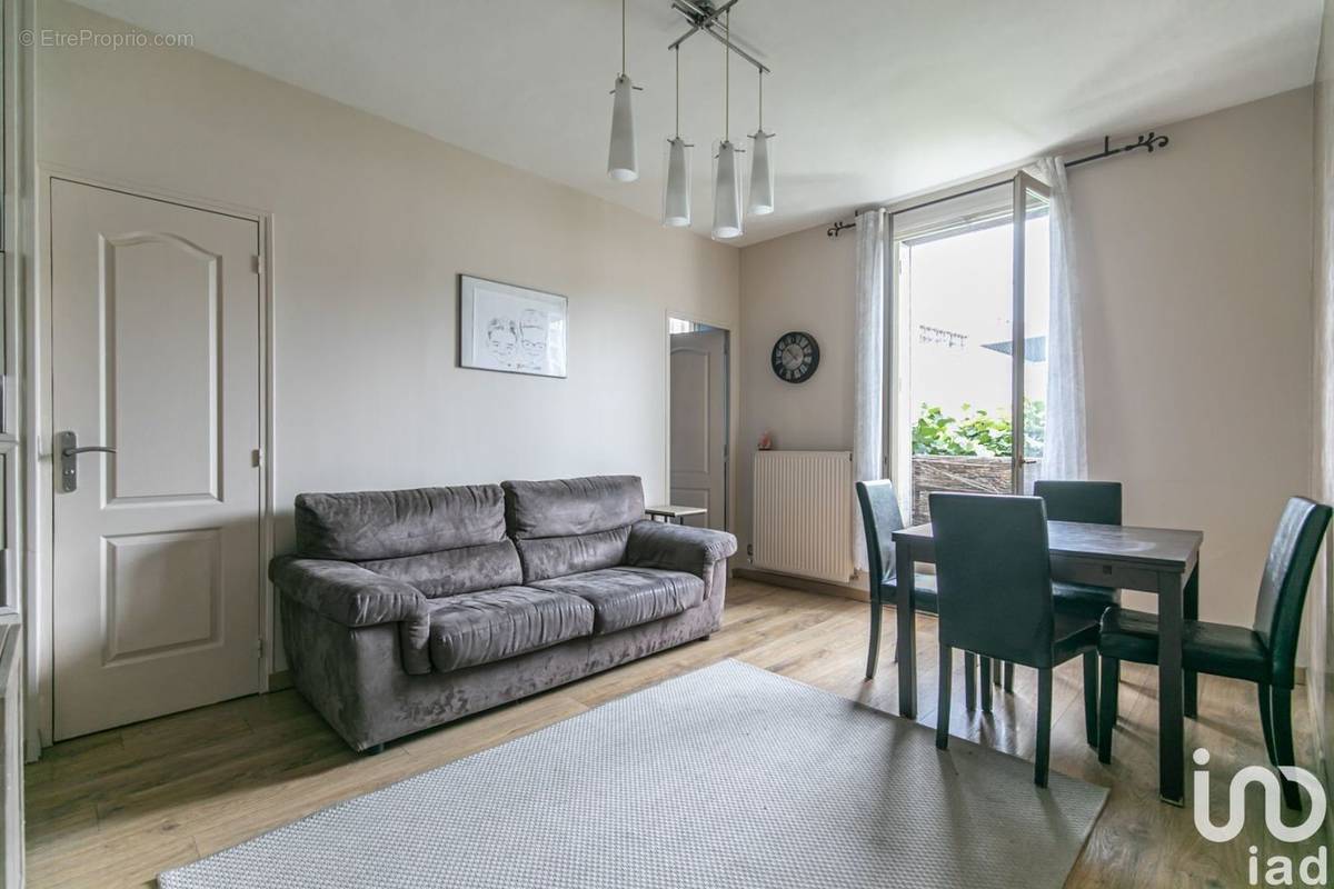 Photo 1 - Appartement à IVRY-SUR-SEINE