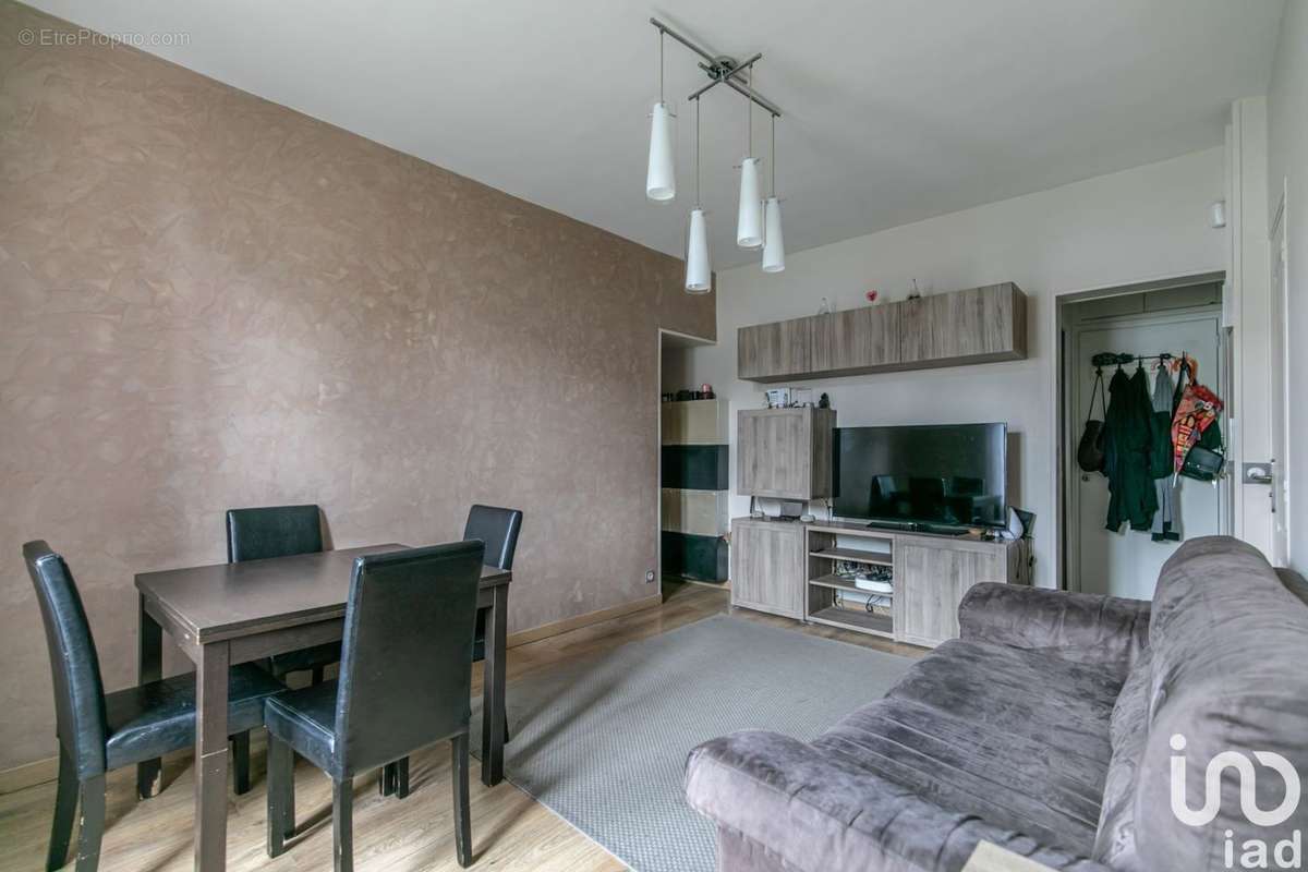 Photo 2 - Appartement à IVRY-SUR-SEINE