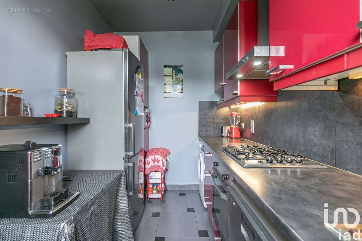 Photo 3 - Appartement à IVRY-SUR-SEINE