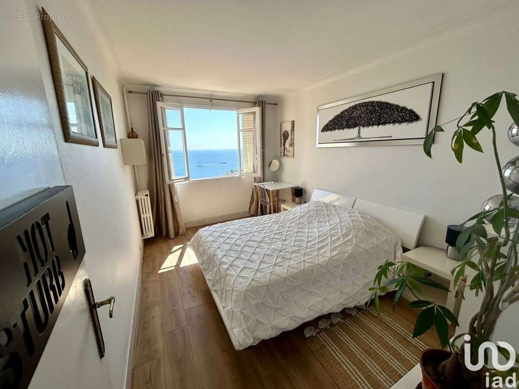 Photo 2 - Appartement à ROQUEBRUNE-CAP-MARTIN