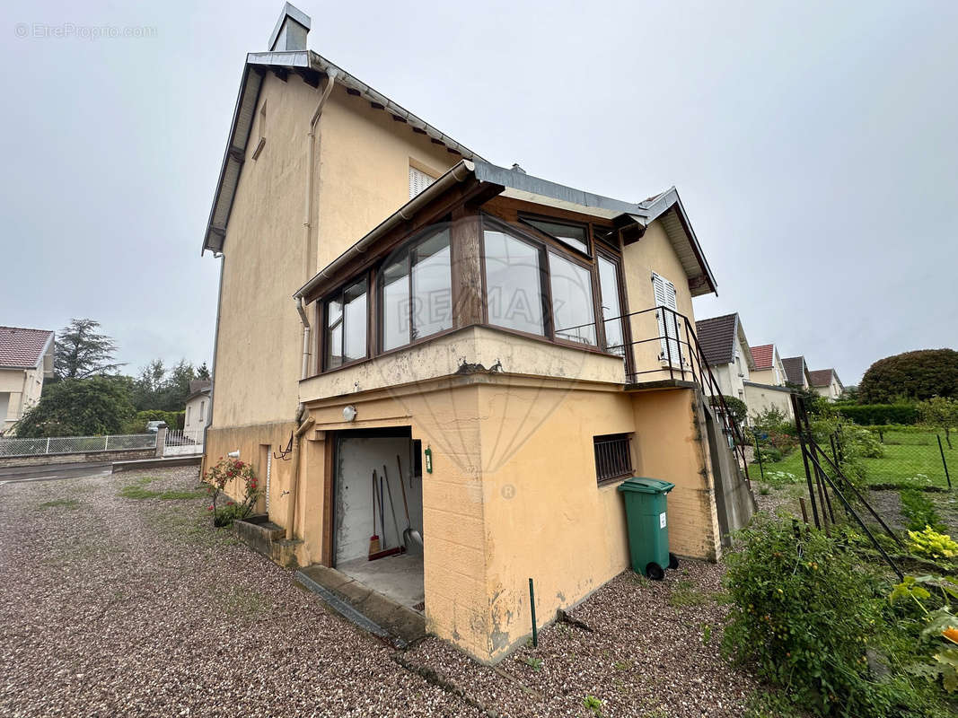 Maison à VITTEL