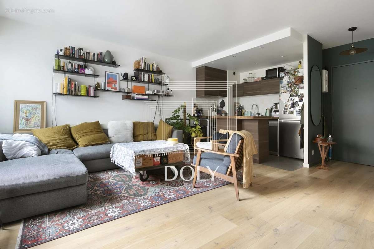 Appartement à PARIS-10E