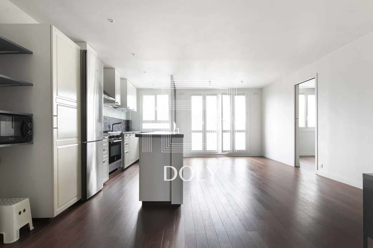 Appartement à PARIS-19E