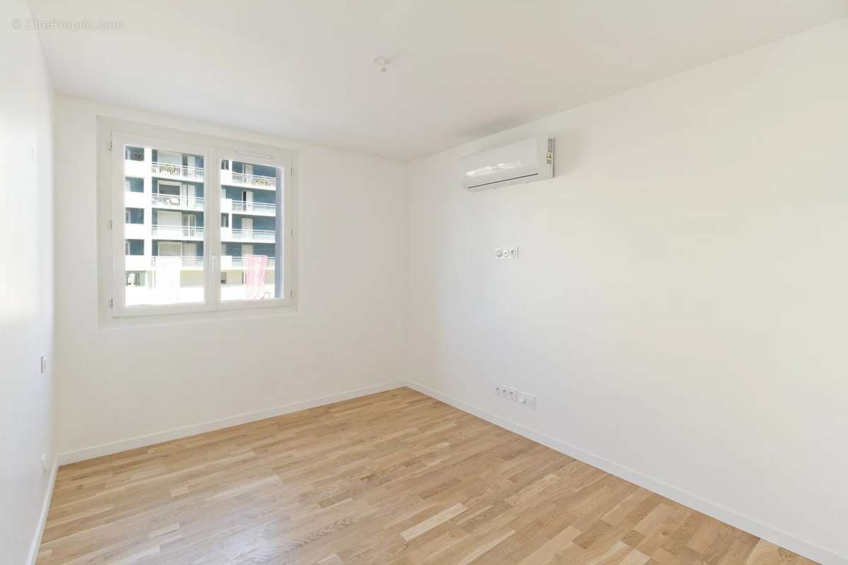 Appartement à MARSEILLE-7E