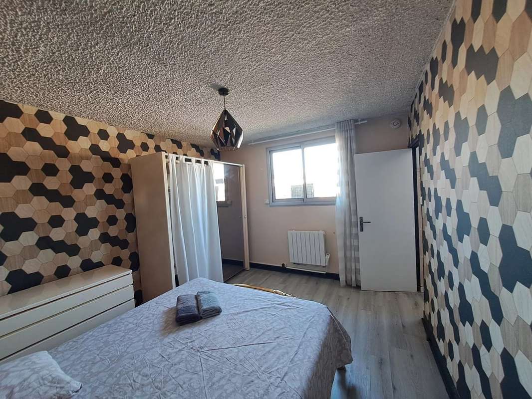 Appartement à MARSEILLE-1E