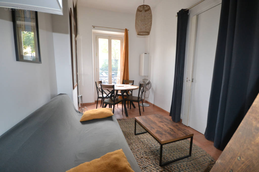 Appartement à PARIS-9E