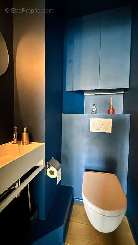 Appartement à PARIS-10E