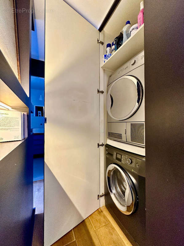 Appartement à PARIS-10E